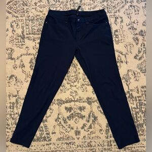 Lululemon Men’s Dark Blue Pants (36x30)